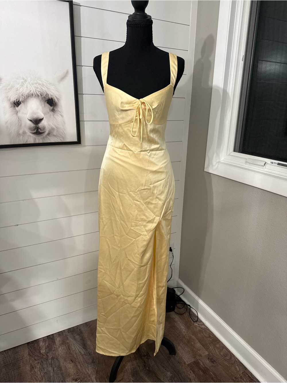 Hello Molly Yellow Solid Square Neck Tie Lace-Up Maxi Dress Size 6 M Homecoming